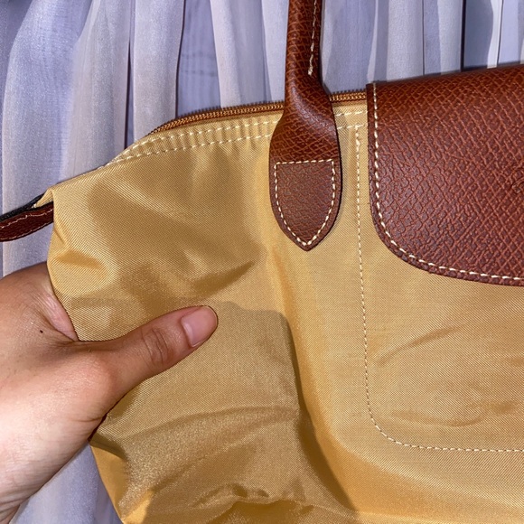 LePliage Small Handbag (color: khaki) - Picture 2 of 3